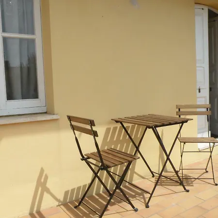 La Casa Sul Corso Oda ve Kahvaltı 3*